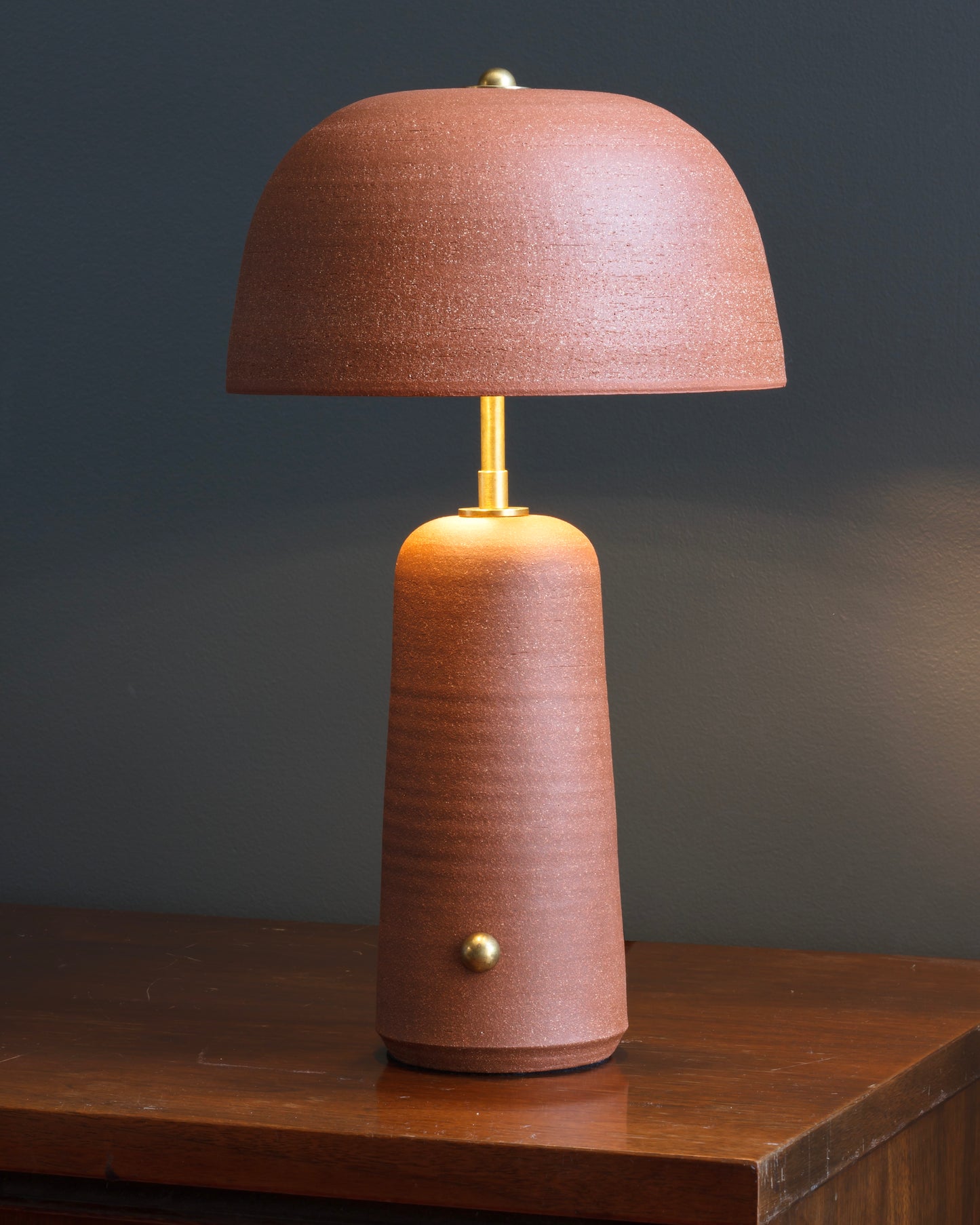 Red Arcilla Lamp
