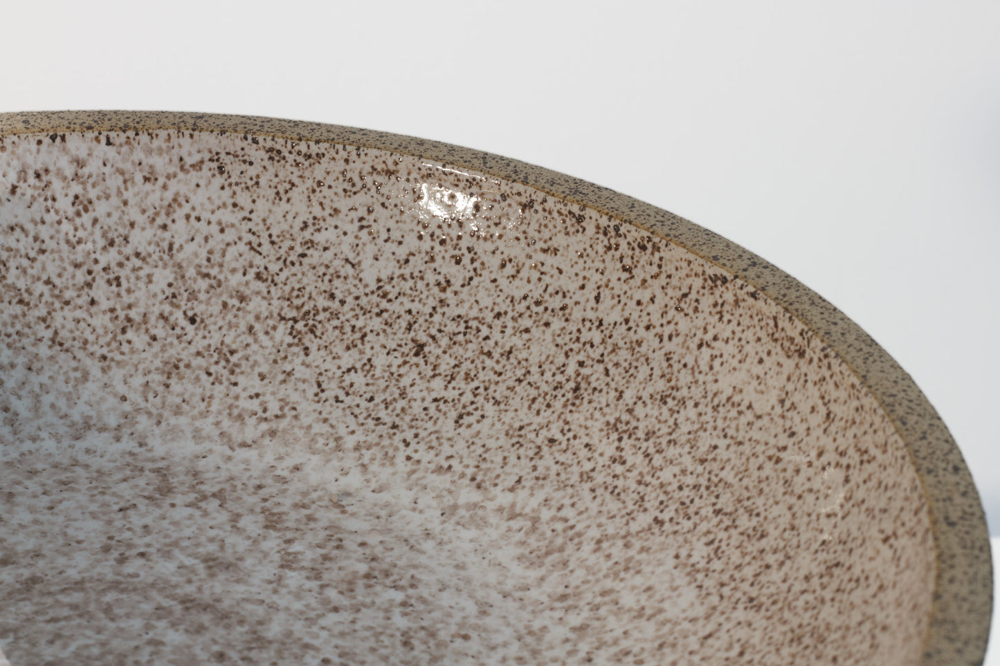 Pedestal Bowl - white